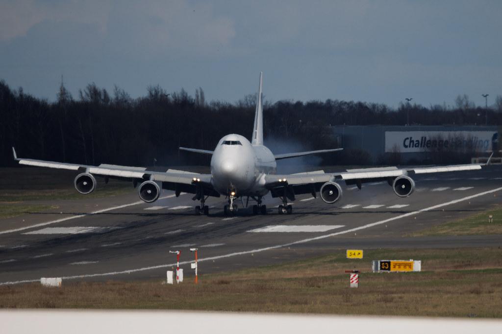 Liege Airport: Challenge Airlines (X7 / CHG) | Operator: Challenge Airlines IL | Boeing 747-4EVF(ER) B744 | 4X-ICA | MSN 35172