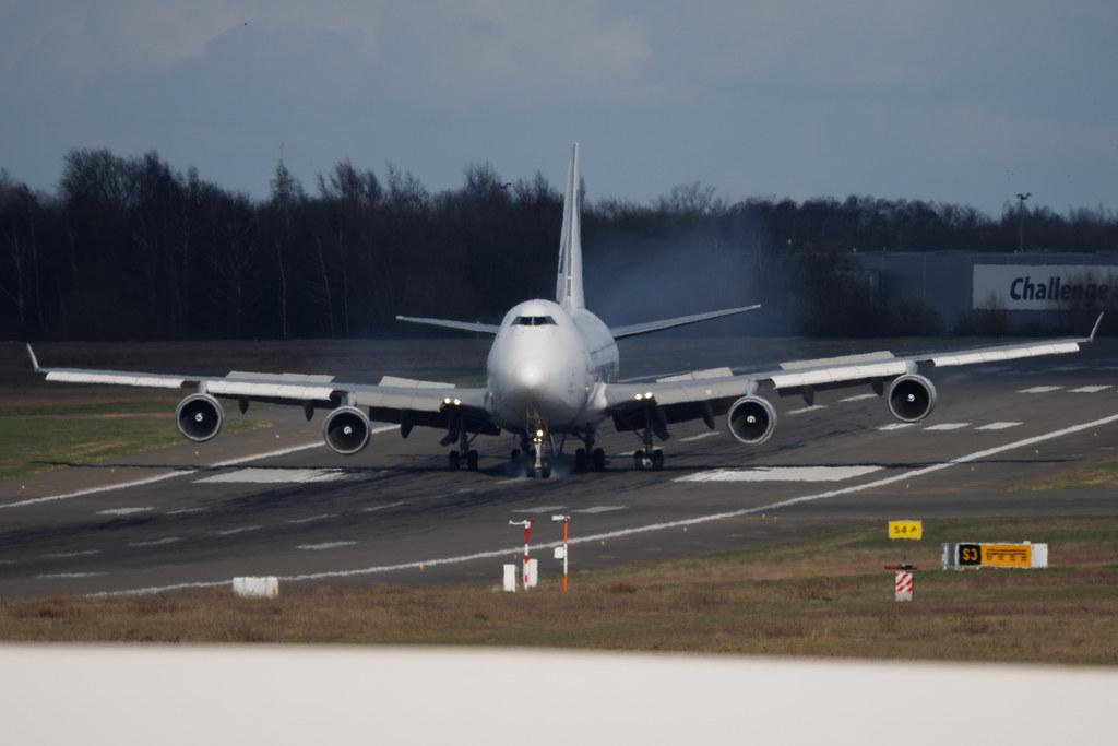Liege Airport: Challenge Airlines (X7 / CHG) | Operator: Challenge Airlines IL | Boeing 747-4EVF(ER) B744 | 4X-ICA | MSN 35172