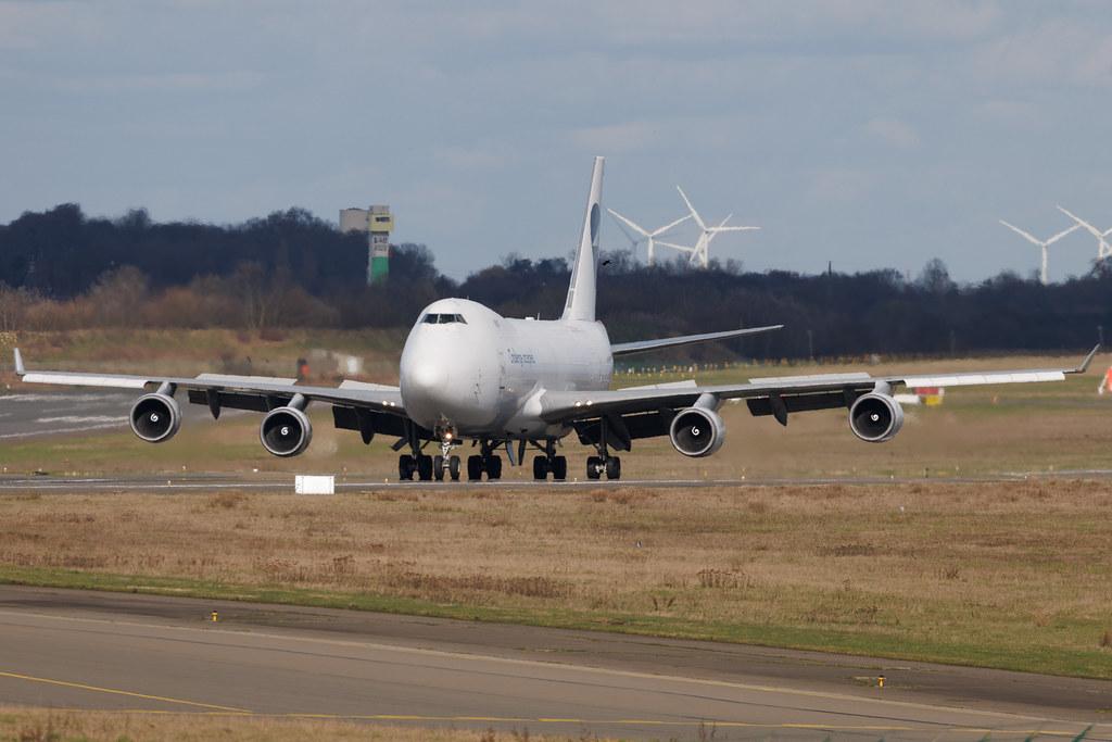 Liege Airport: Challenge Airlines (X7 / CHG) | Operator: Challenge Airlines IL | Boeing 747-4EVF(ER) B744 | 4X-ICA | MSN 35172