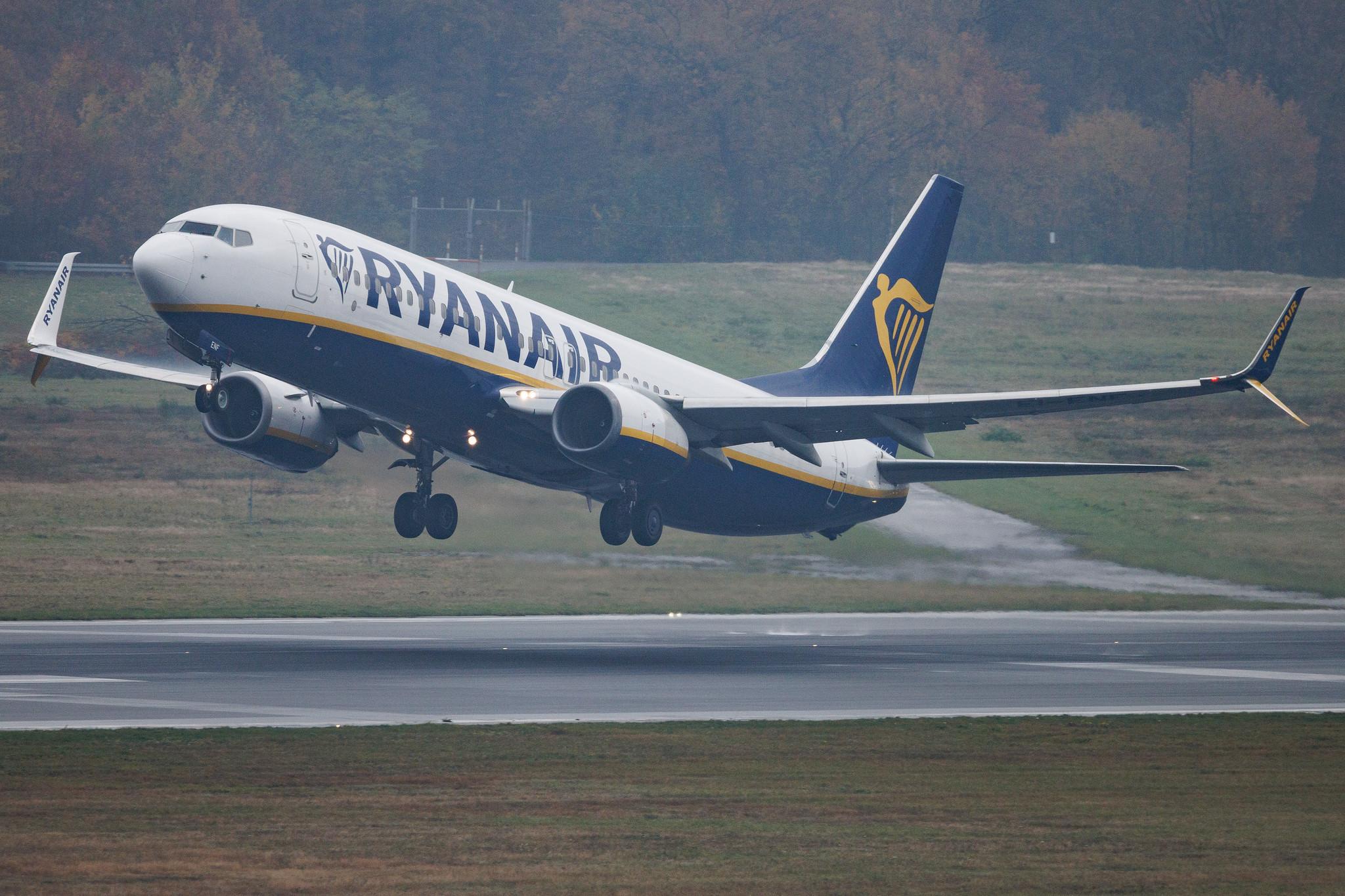 Köln Bonn Airport: Ryanair (FR / RYR) | Boeing 737-8AS B738 | EI-ENF | MSN 35034