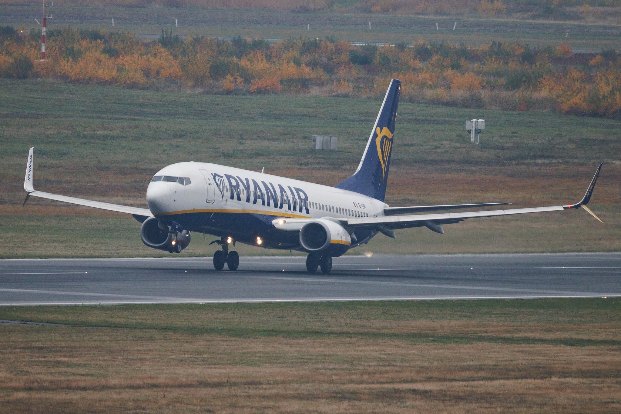 Köln Bonn Airport: Ryanair (FR / RYR) | Boeing 737-8AS B738 | EI-DPI | MSN 33608