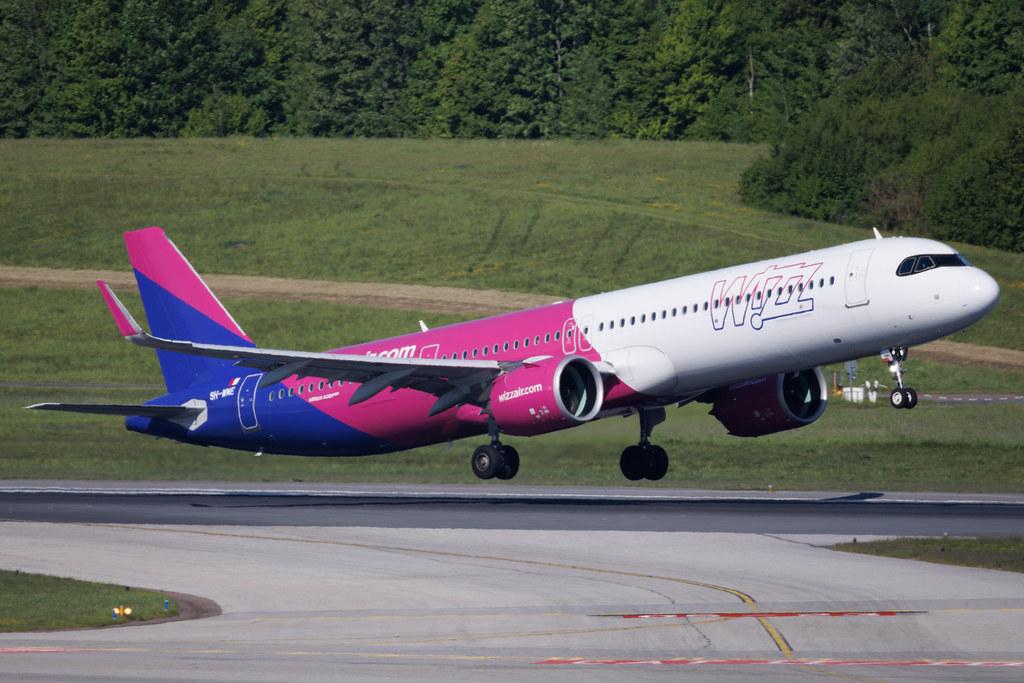 Hamburg Airport: Wizz Air (W6 / WZZ) | Operator: Wizz Air Malta | Airbus A321-271NX A21N | 9H-WME | MSN 12610