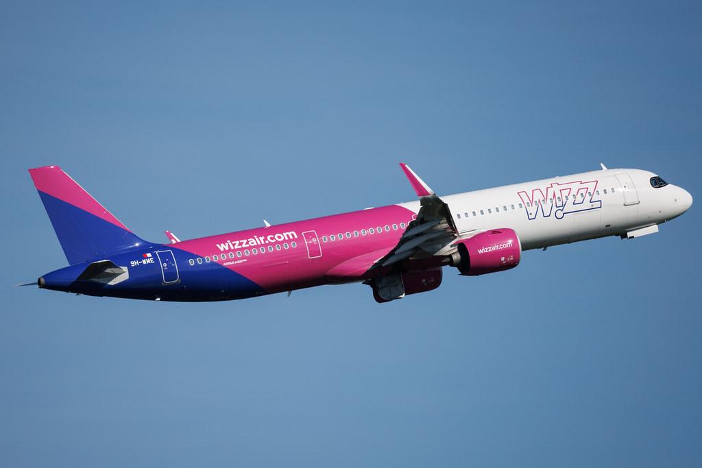 Hamburg Airport: Wizz Air (W6 / WZZ) | Operator: Wizz Air Malta | Airbus A321-271NX A21N | 9H-WME | MSN 12610