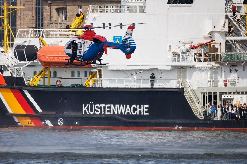 SOS - Joint Rescue Operation: Polizei Hamburg | Airbus Helicopters H135 EC35 | D-HONE | MSN 0338