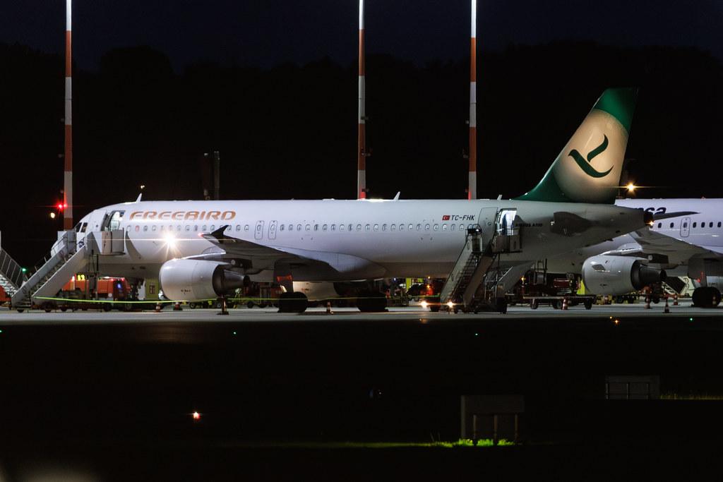 Hamburg Airport: Freebird Airlines (FH / FHY) | Airbus A320-214 A320 | TC-FHK | MSN 04102