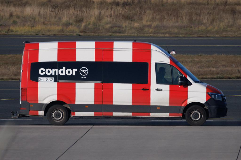 Frankfurt Airport: Condor Fahrzeug 36 832