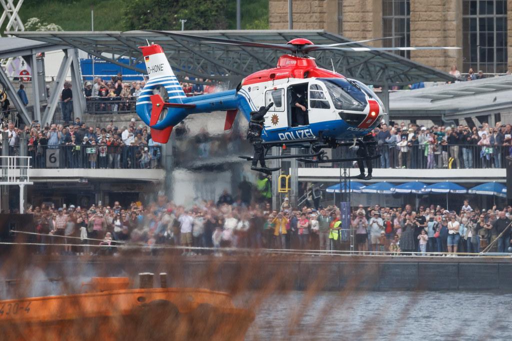 SOS - Joint Rescue Operation: Polizei Hamburg | Airbus Helicopters H135 EC35 | D-HONE | MSN 0338