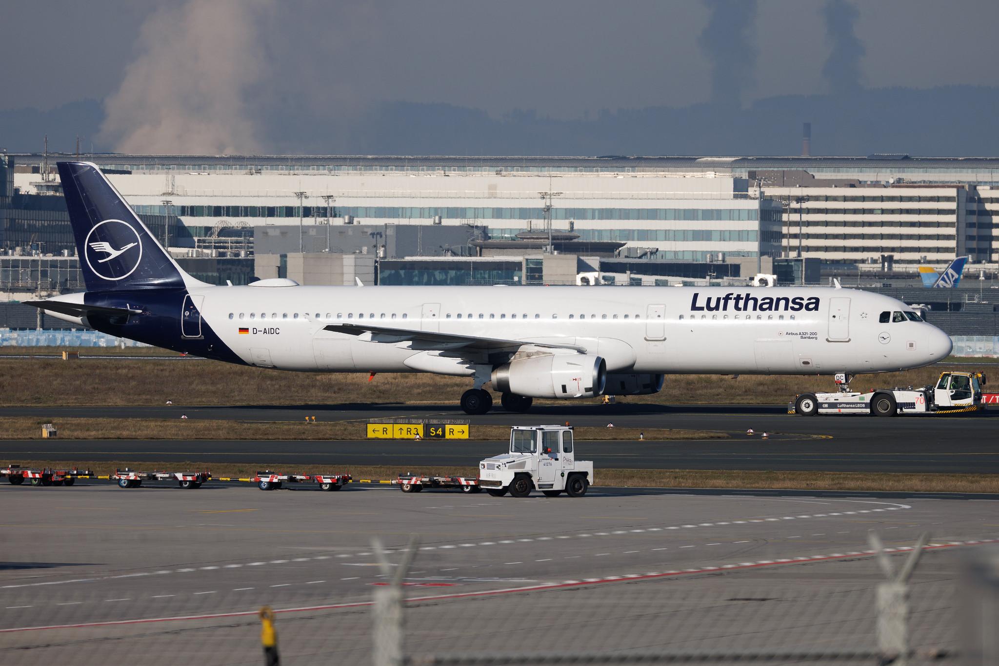 Frankfurt Airport: Lufthansa (LH / DLH) | Airbus A321-231 A321 | D-AIDC | MSN 4560