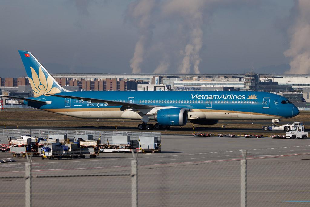 Frankfurt Airport: Vietnam Airlines (VN / HVN) | Boeing 787-9 Dreamliner B789 | VN-A861 | MSN 35151