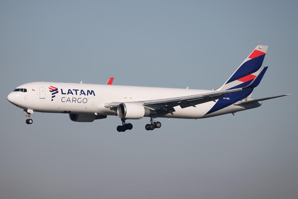 Frankfurt Airport: LATAM Cargo (UC / LCO) | Operator: LATAM Cargo Colombia | Boeing 767-316(ER)(BCF) B763 | CC-BDC | MSN 40591