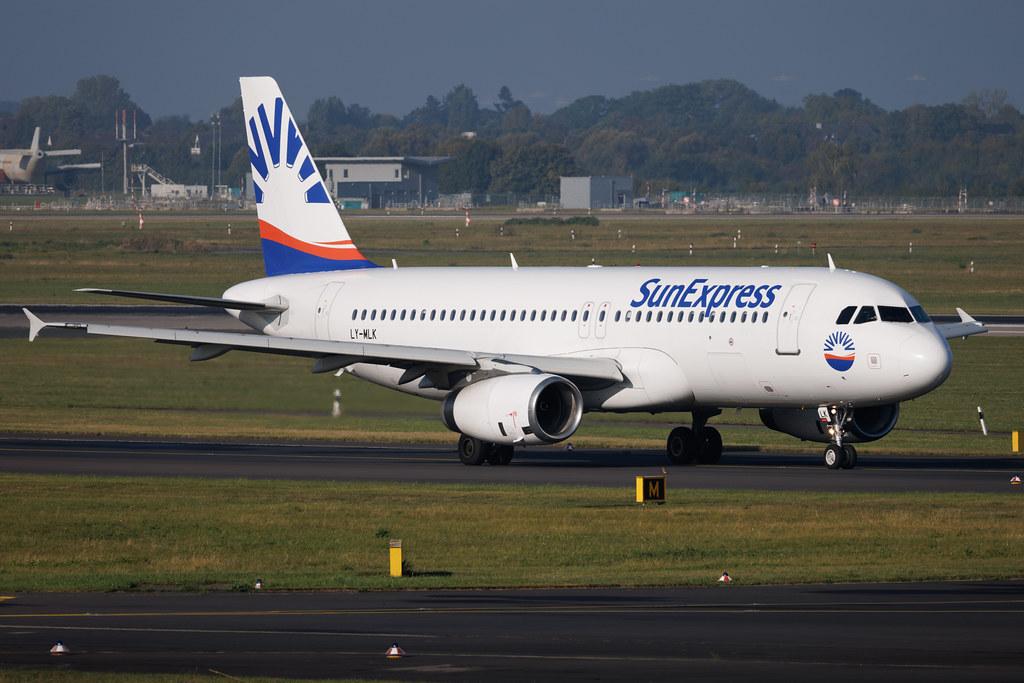 Düsseldorf Airport: SunExpress (XQ / SXS) | Operator: Avion Express | Airbus A320-232 A320 | LY-MLK | MSN 03968
