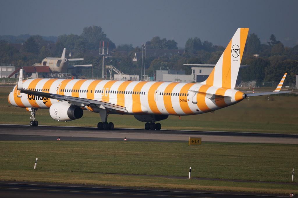 Düsseldorf Airport: Condor (DE / CFG) | Livery: Yellow Sunshine Livery | Boeing 757-330 B753 | D-ABOJ | MSN 29019