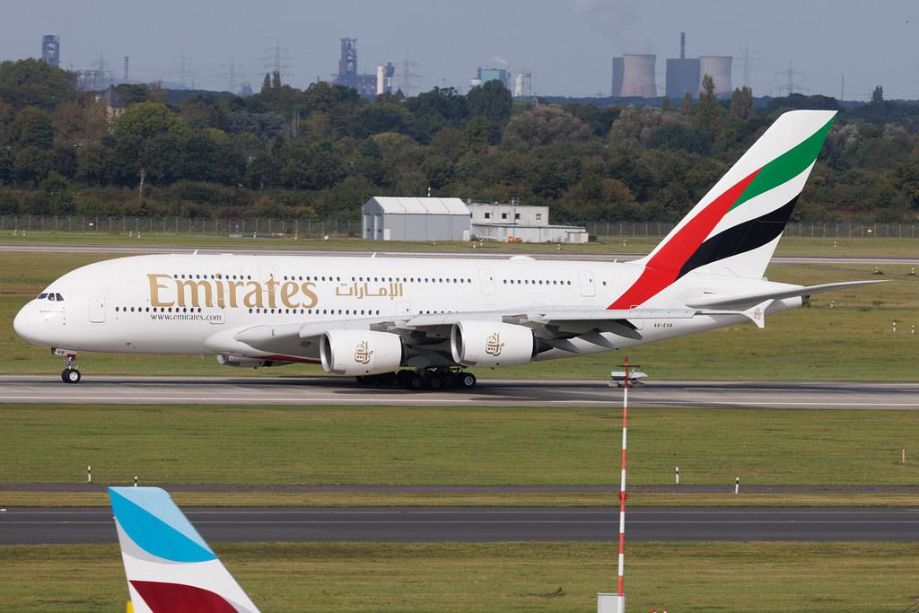 Düsseldorf Airport: Emirates (EK / UAE) | Airbus A380-842 A388 | A6-EVB | MSN 162