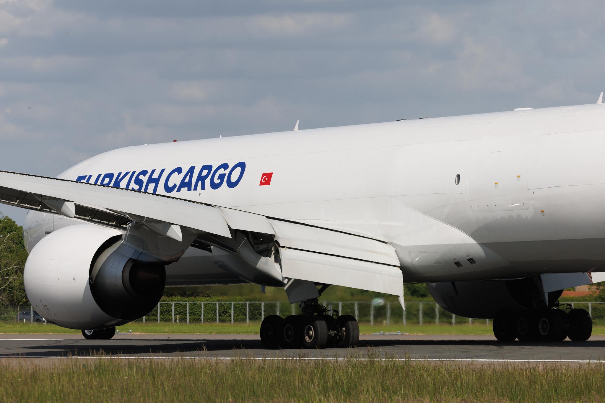 Maastricht Aachen Airport: Turkish Cargo (TK / THY) | Operator: Turkish Airlines | Boeing 777-F B77L | TC-LJZ | MSN 70427