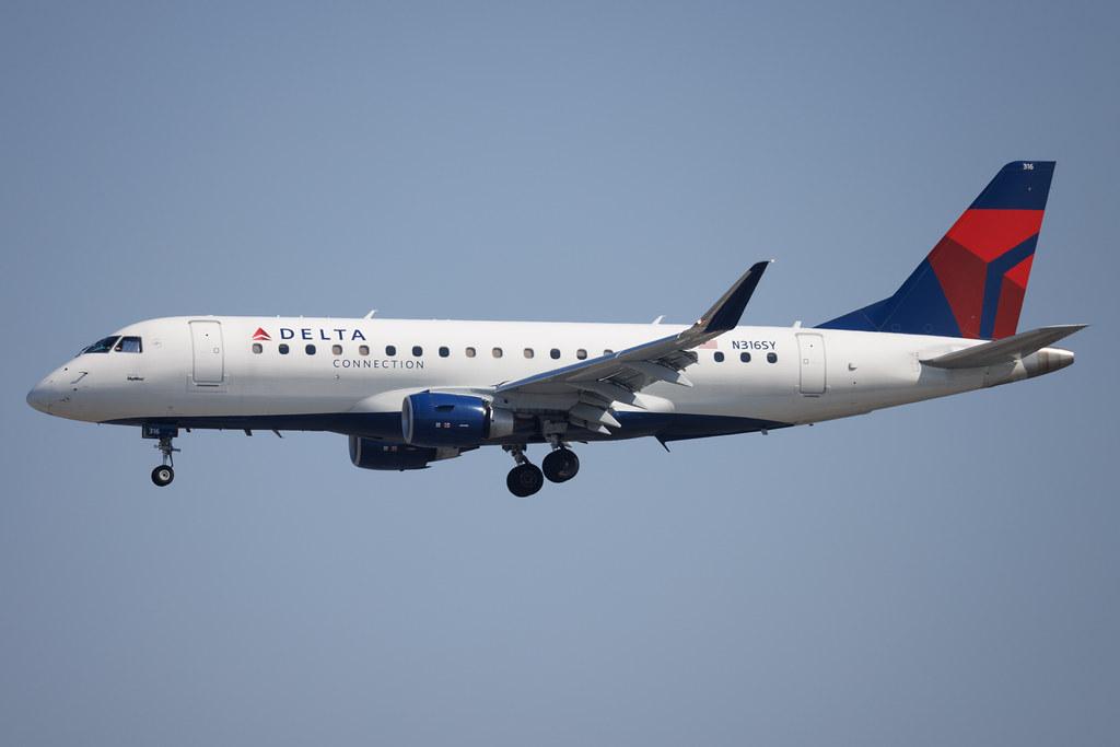 Los Angeles International Airport: Delta Connection (DL / DAL) | Operator: SkyWest Airlines | Embraer E175LR E75L | N316SY | MSN 17000918