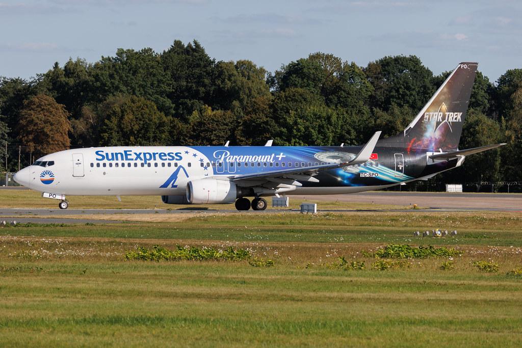 Hamburg Airport: SunExpress (XQ / SXS) | Livery: Paramount+ Star Trek Livery | Boeing 737-8MA B738 | TC-SPO | MSN 40946
