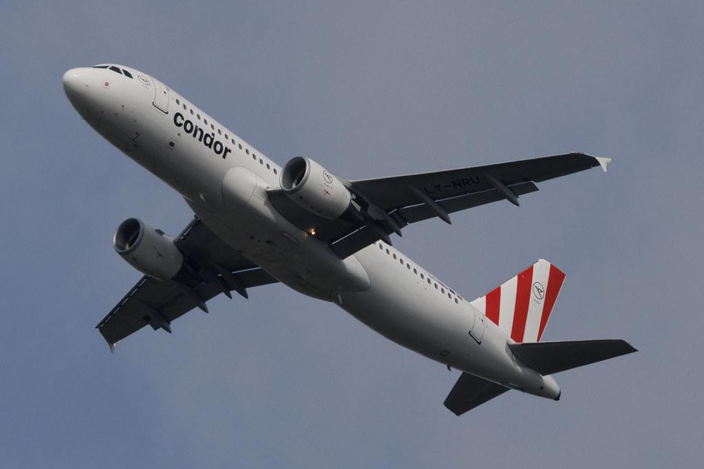 Düsseldorf Airport: Condor (DE / CFG) | Operator: Heston Airlines | Airbus A320-214 A320 | LY-NRU | MSN 03596
