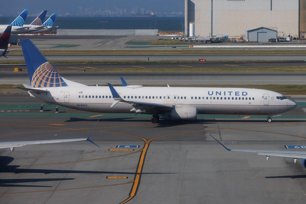 San Francisco International Airport: United Airlines (UA / UAL) | Boeing 737-924(ER) B739 | N68802 | MSN 42739