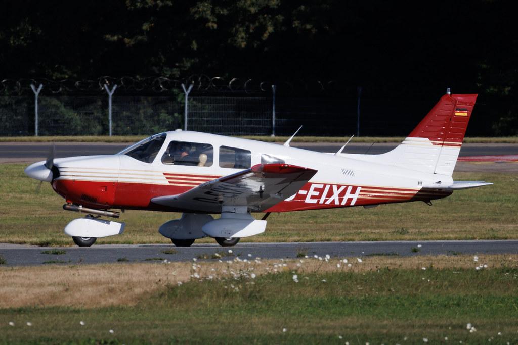 Hamburg Airport: Private Owner | Piper PA-28-181 Archer 2 P28A | D-EIXH | MSN 2890191