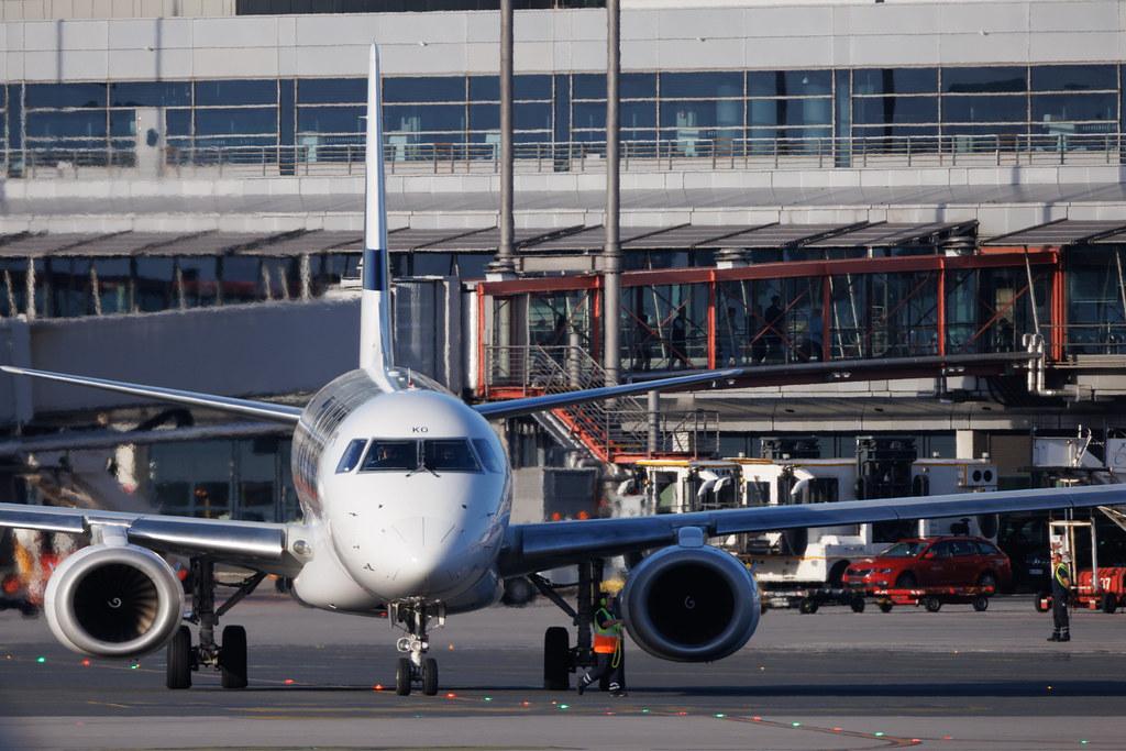 Hamburg Airport: Finnair (AY / FIN) | Embraer E190LR E190 | OH-LKO | MSN 19000267