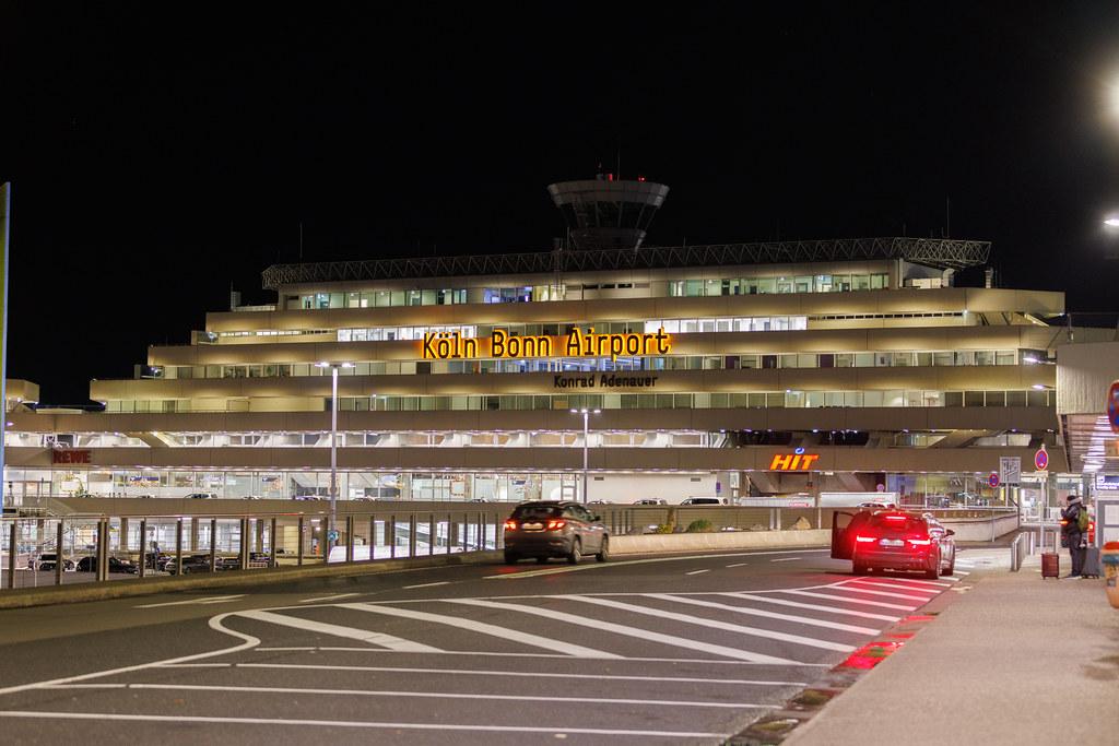 Köln Bonn Airport: Terminal