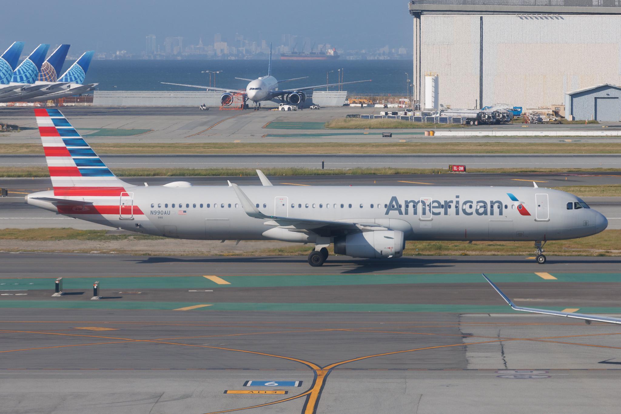 San Francisco International Airport: American Airlines (AA / AAL) | Airbus A321-231 A321 | N990AU | MSN 07336