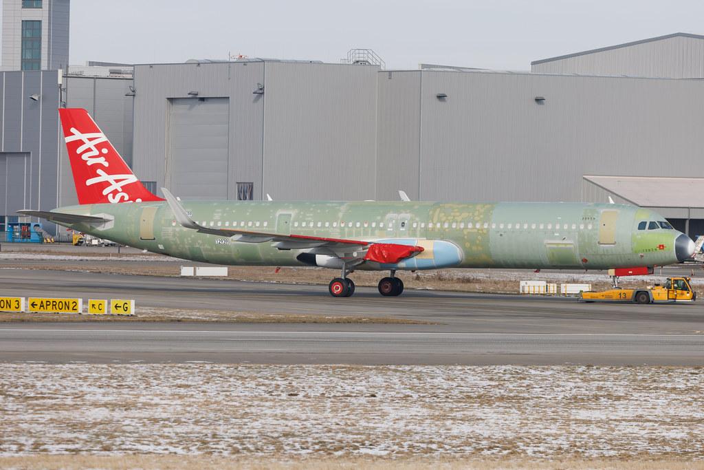 Hamburg Finkenwerder: AirAsia (AK / AXM) | Airbus A321-251NX A21N | D-AVYV | 9M-XVE | MSN 12939