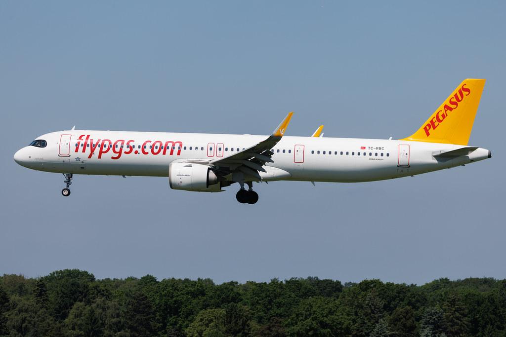 Hamburg Airport: Pegasus (PC / PGT) | Operator: Pegasus Airlines | Airbus A321-251NX A21N | TC-RBC | MSN 09281