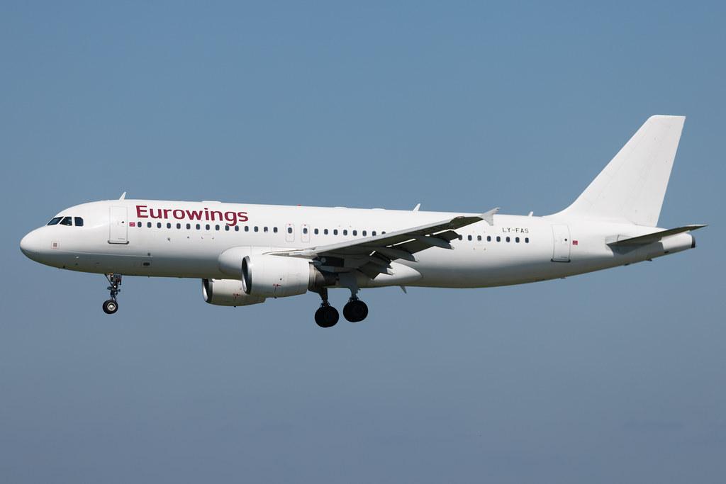 Hamburg Airport: Eurowings (EW / EWG) | Operator: GetJet Airlines | Airbus A320-214 A320 | LY-FAS | MSN 04273