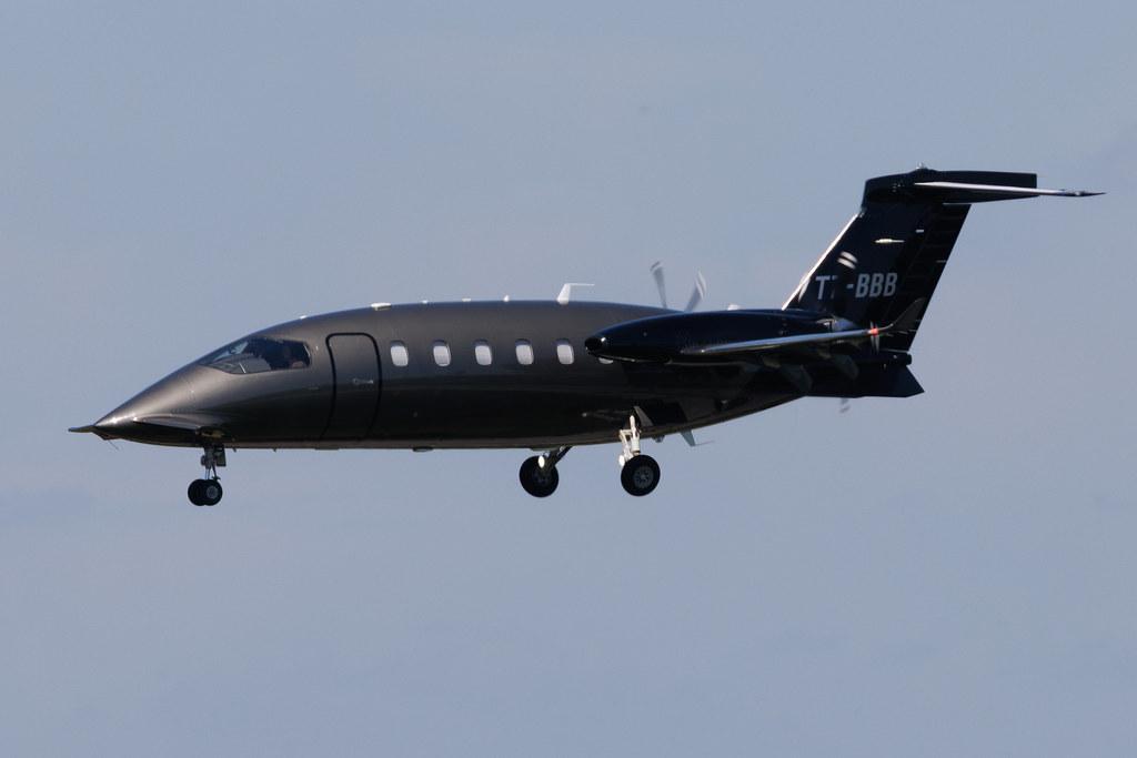 Hamburg Airport: Private Owner | Piaggio P180 Avanti EVO P180 | T7-BBB | MSN 3007