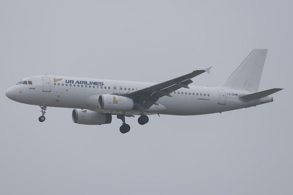 Frankfurt Airport: UR Airlines (UD / UBD) | Operator: BH Air |  Airbus A320-232 A320 | LZ-BHM | MSN 2457