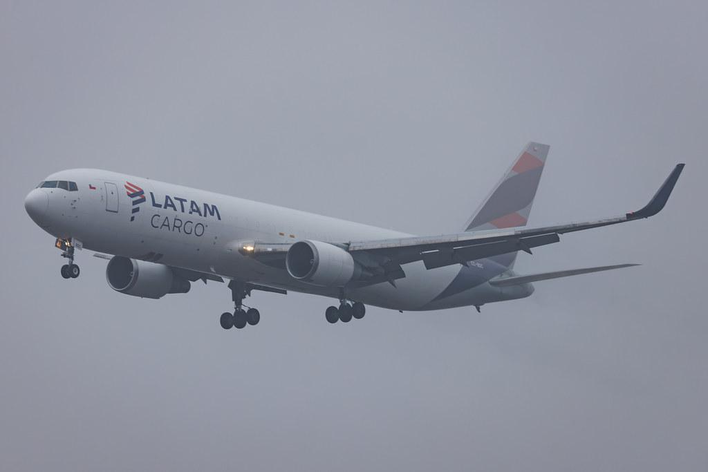 Frankfurt Airport: LATAM Cargo (UC / LCO) | Operator: LATAM Cargo Colombia | Boeing 767-316(ER)(BCF) B763 | CC-BDC | MSN 40591