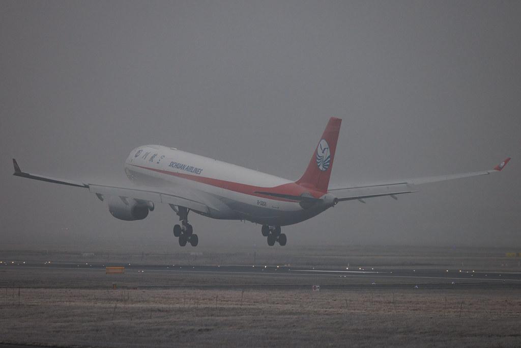 Frankfurt Airport: Sichuan Airlines (3U / CSC) | Airbus A330-343(P2F) A333 | B-32GX | MSN 0954