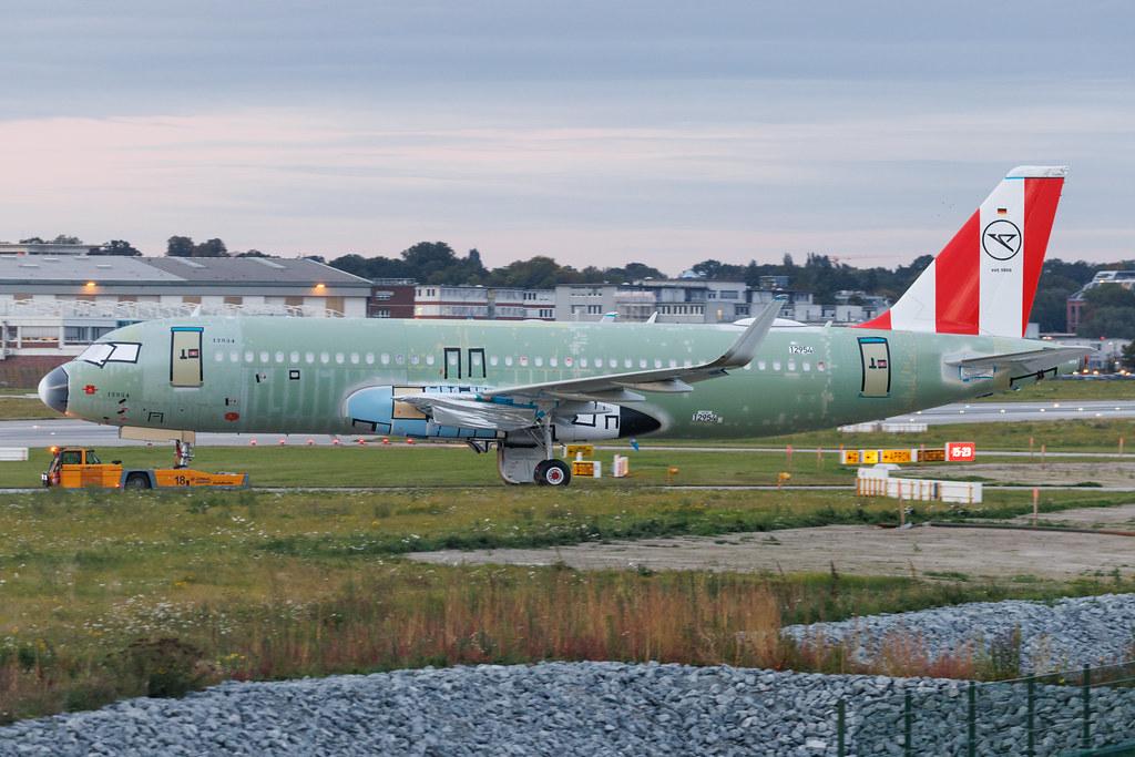 Hamburg Finkenwerder: Condor (DE / CFG) | Livery: Red Passion Livery | Airbus A320-271N A20N | D-AUAT | D-ANCW | MSN 12954