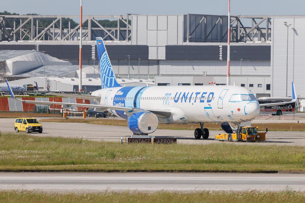 Hamburg Finkenwerder: United Airlines (UA / UAL) | Airbus A321-252NX A21N | D-AVYJ | N94750 | MSN 13054