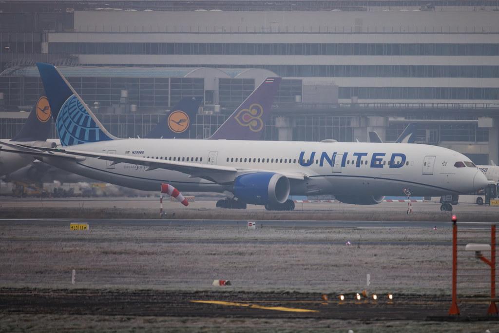 Frankfurt Airport: United Airlines (UA / UAL) | Boeing 787-9 Dreamliner B789 | N29985 | MSN 66144