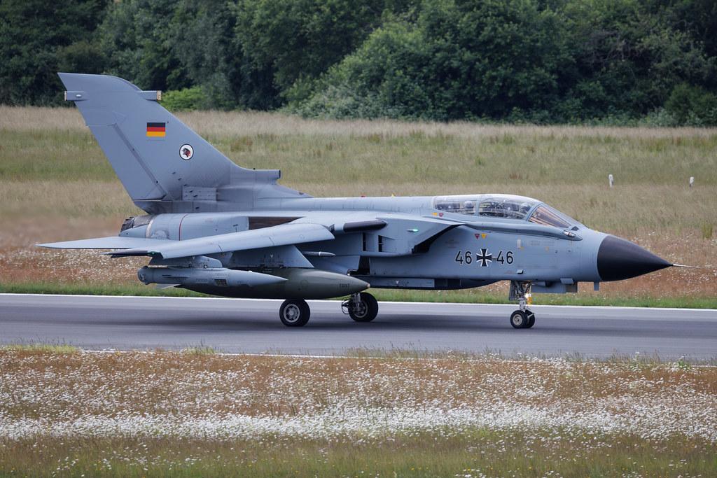 Hamburg Airport: German Air Force (/ GAF) | Panavia Tornado ECR TOR | 46+46 | MSN 876/GS279/4346