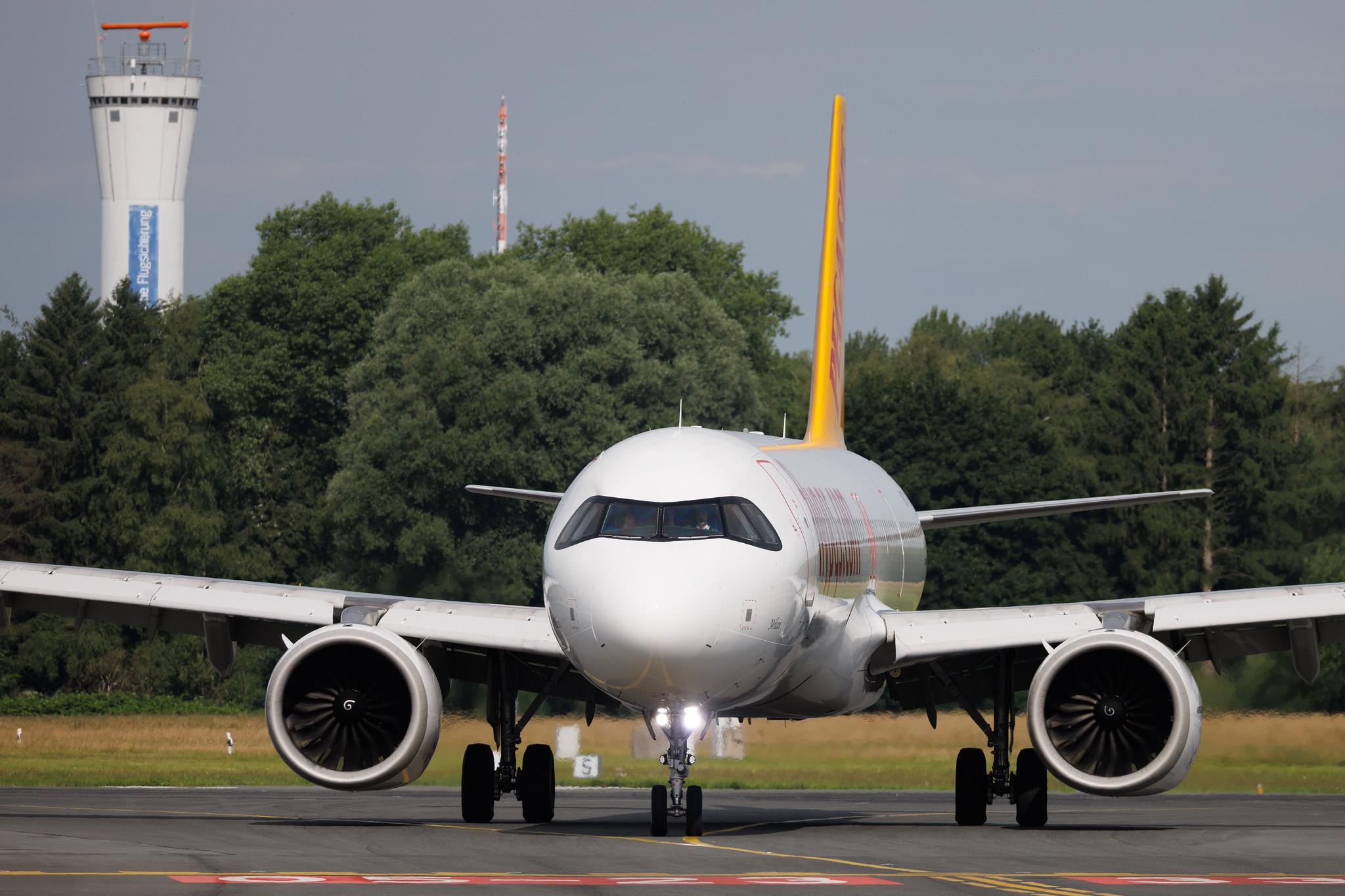 Hamburg Airport: Pegasus (PC / PGT) | Airbus A321-251NX A21N | TC-RDN | MSN 11663