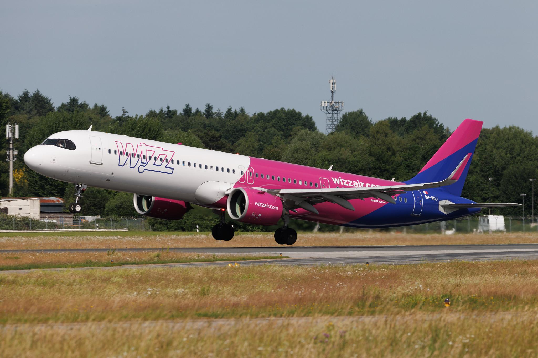 Hamburg Airport: Wizz Air (W6 / WZZ) | Operator: Wizz Air Malta | Airbus A321-271NX A21N | 9H-WDJ | MSN 11388
