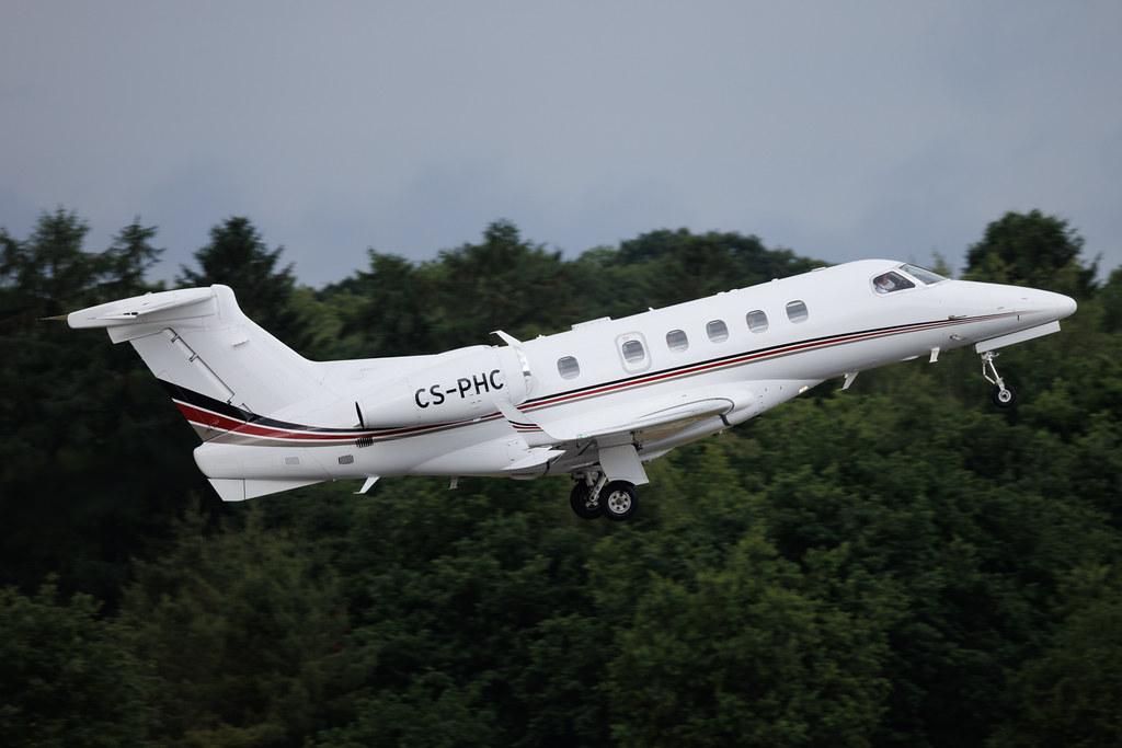 Hamburg Airport: Netjets Europe (/ NJE) | Operator: NetJets | Embraer Phenom 300 E55P | CS-PHC | MSN 50500214