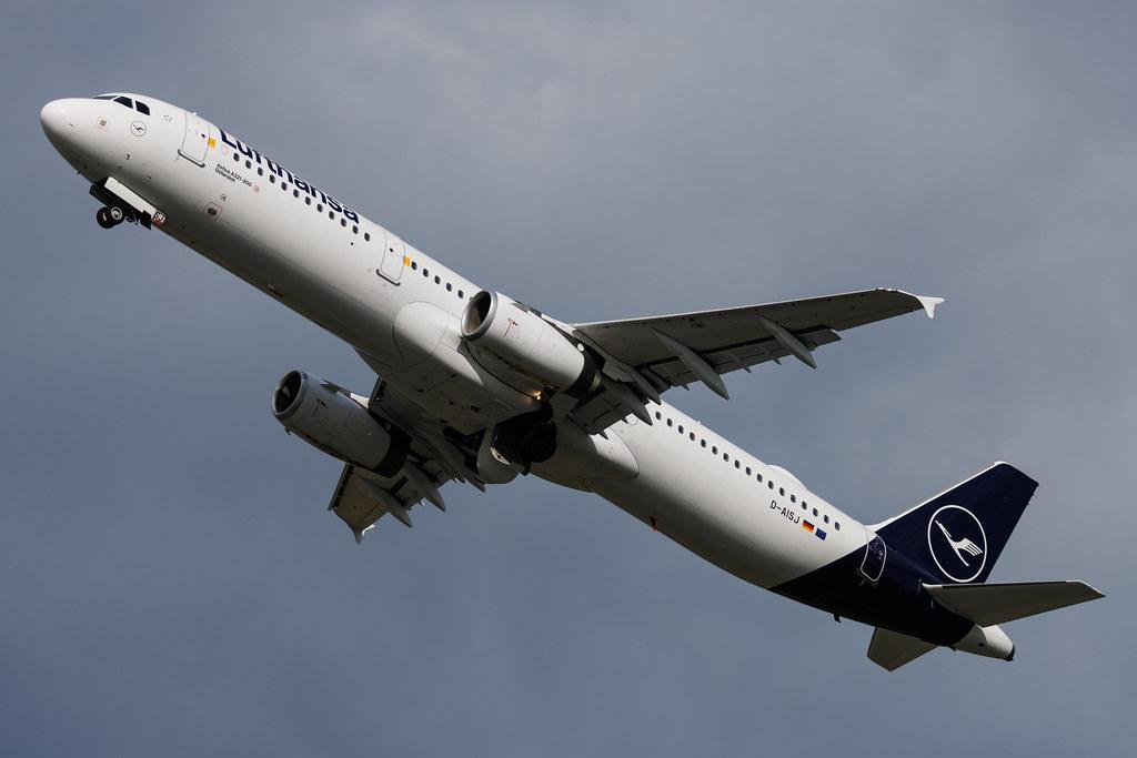 Hamburg Airport: Lufthansa (LH / DLH) | Airbus A321-231 A321 | D-AISJ | MSN 3360