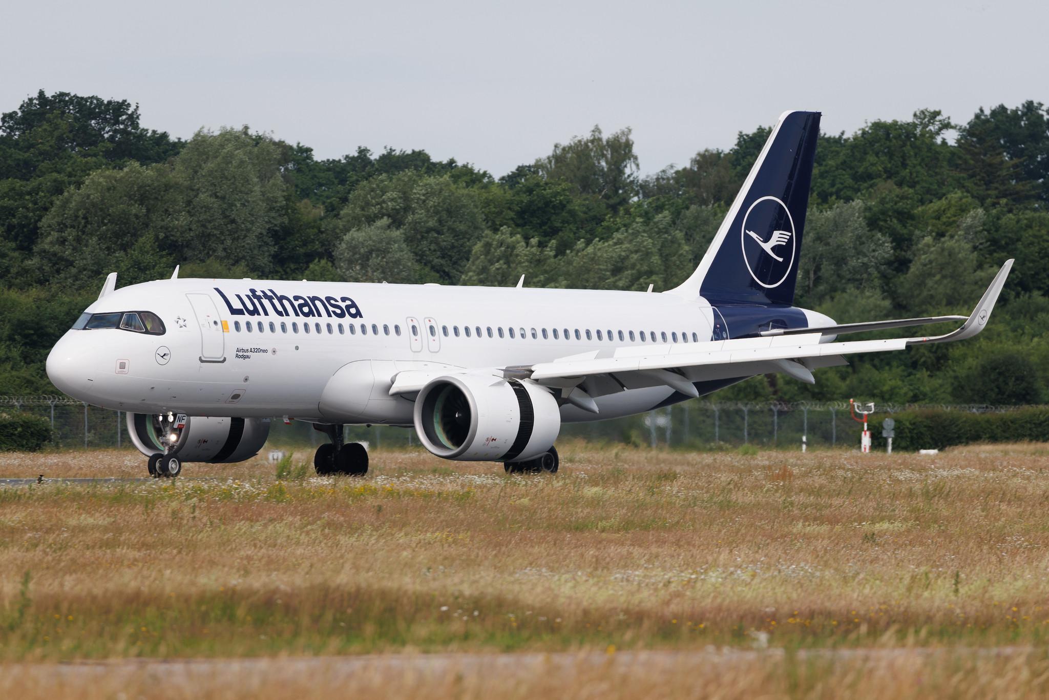 Hamburg Airport: Lufthansa (LH / DLH) | Airbus A320-271N A20N | D-AINF | MSN 7577