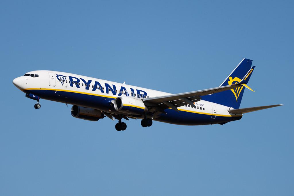 Rome Leonardo da Vinci Fiumicino Airport: Ryanair (FR / RYR) | Boeing 737-8AS B738 | EI-EBO | MSN 35004
