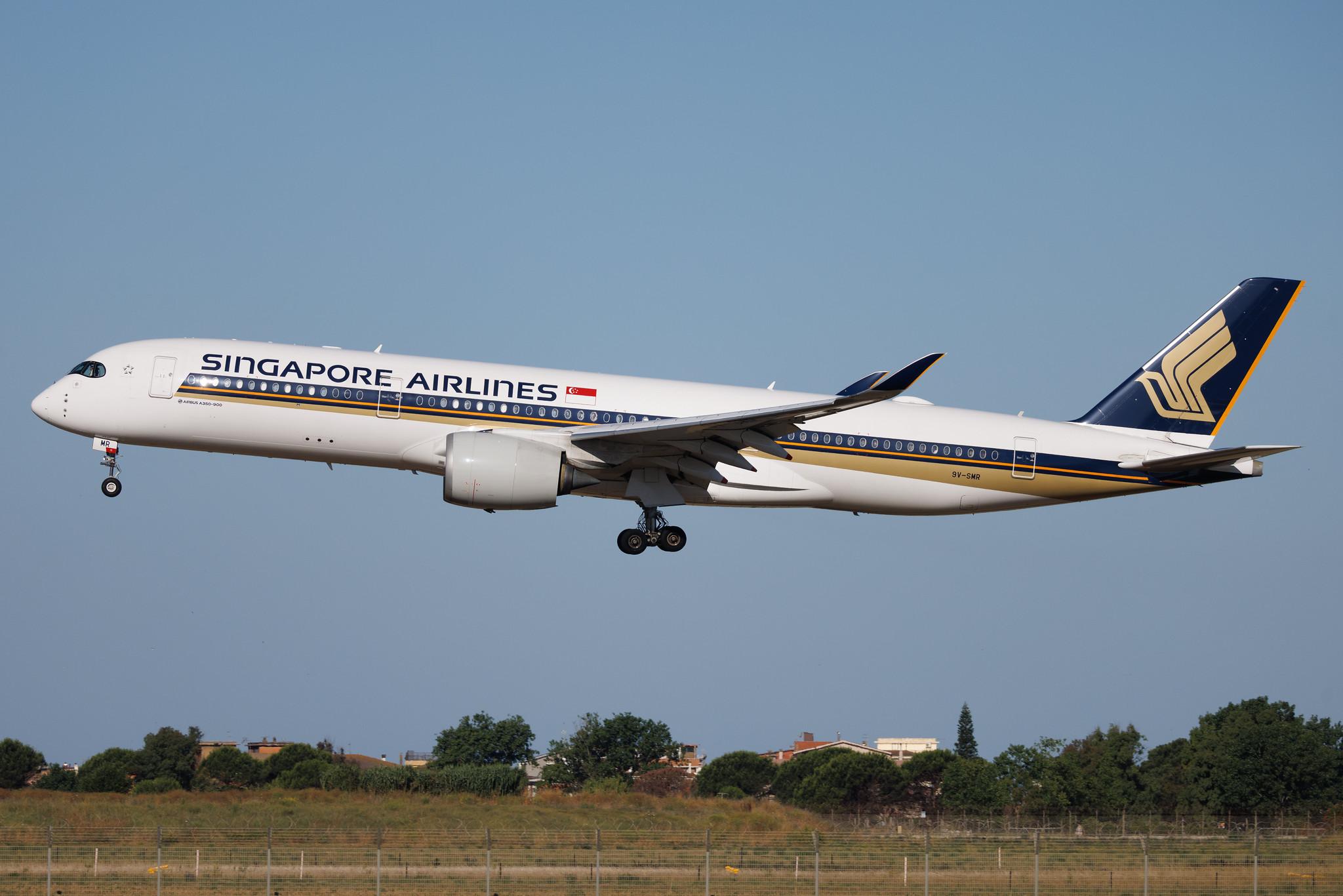 Rome Leonardo da Vinci Fiumicino Airport: Singapore Airlines (SQ / SIA) | Airbus A350-941 A359 | 9V-SMR | MSN 140