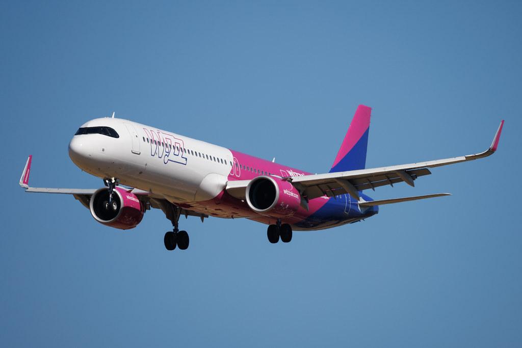 Rome Leonardo da Vinci Fiumicino Airport: Wizz Air (W6 / WZZ) | Operator: Wizz Air Malta | Airbus A321-271NX A21N | 9H-WNW | MSN 12403