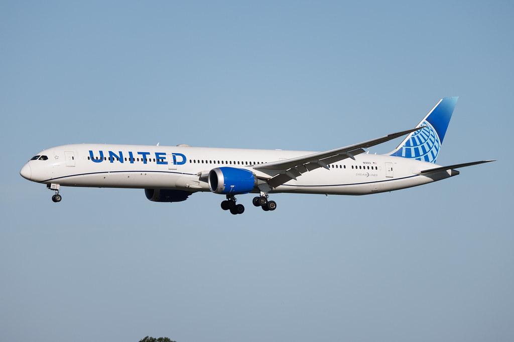 Rome Leonardo da Vinci Fiumicino Airport: United Airlines (UA / UAL) | Boeing 787-10 Dreamliner B78X | N13013 | MSN 40931