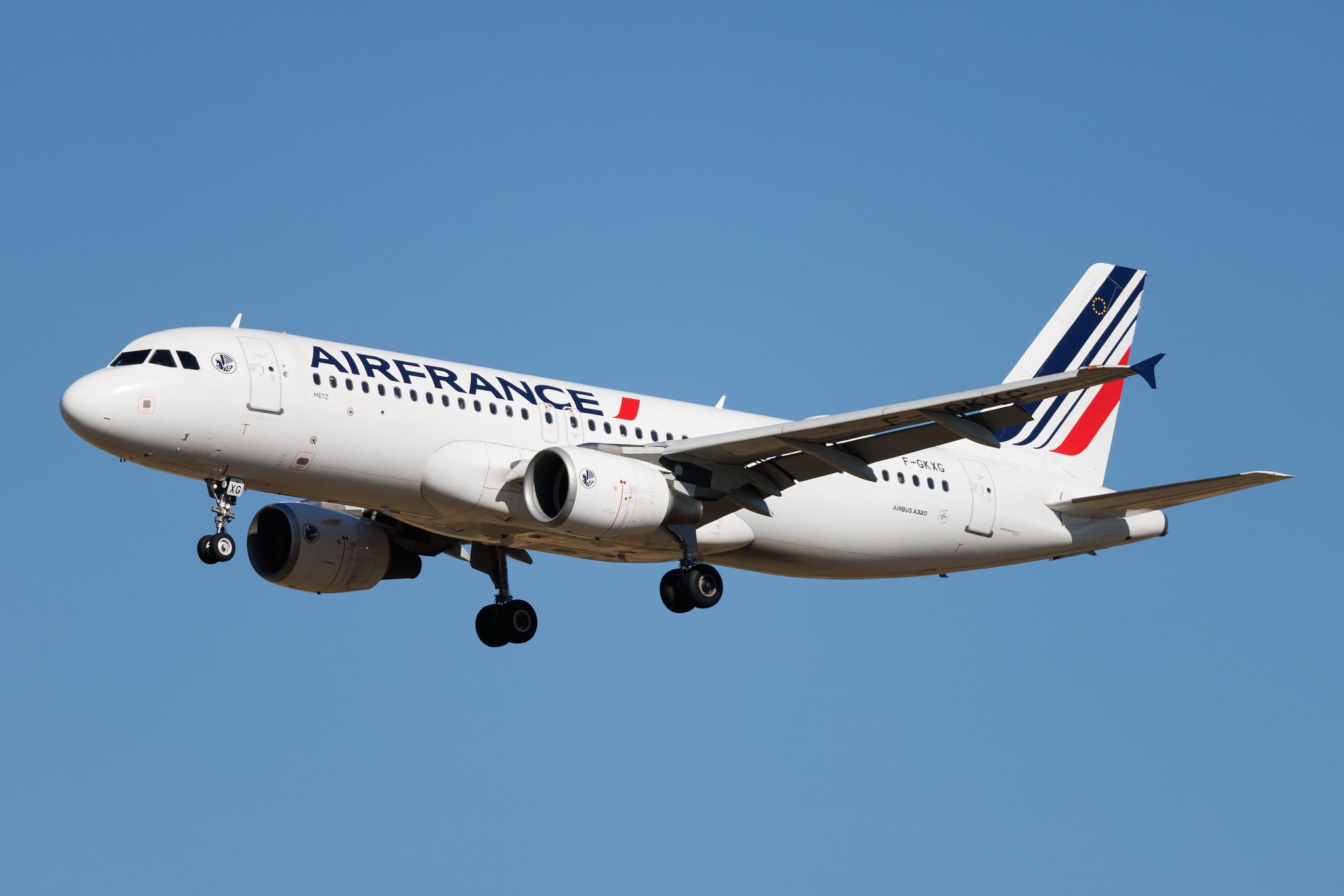 Rome Leonardo da Vinci Fiumicino Airport: Air France (AF / AFR) | Airbus A320-214 A320 | F-GKXG | MSN 01894