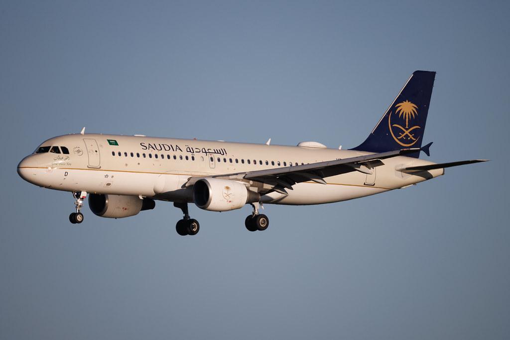 Rome Leonardo da Vinci Fiumicino Airport: Saudia (SV / SVA) | Airbus A320-214 A320 | HZ-ASD | MSN 4364
