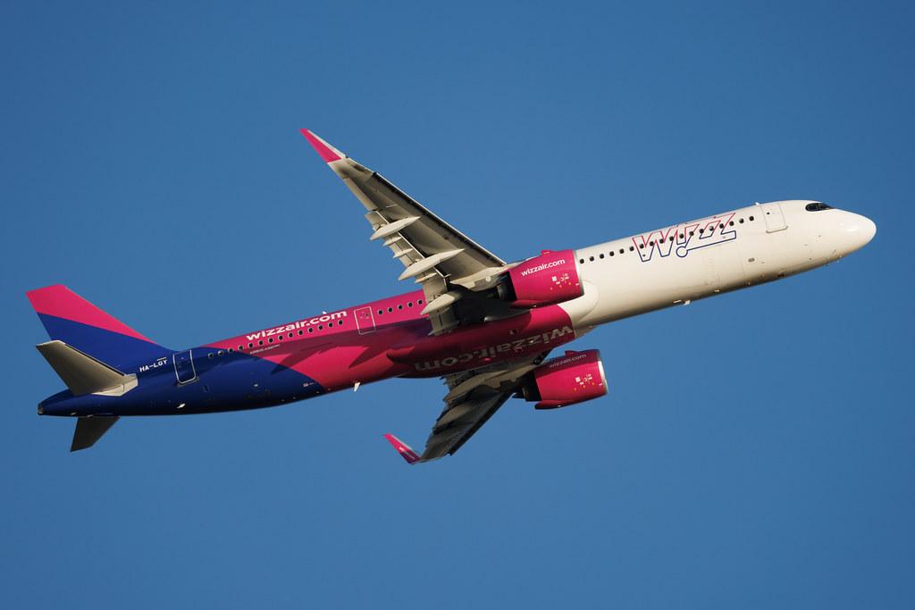 Rome Leonardo da Vinci Fiumicino Airport: Wizz Air (W6 / WZZ) | Airbus A321-271NX A21N | HA-LGY | MSN 12810