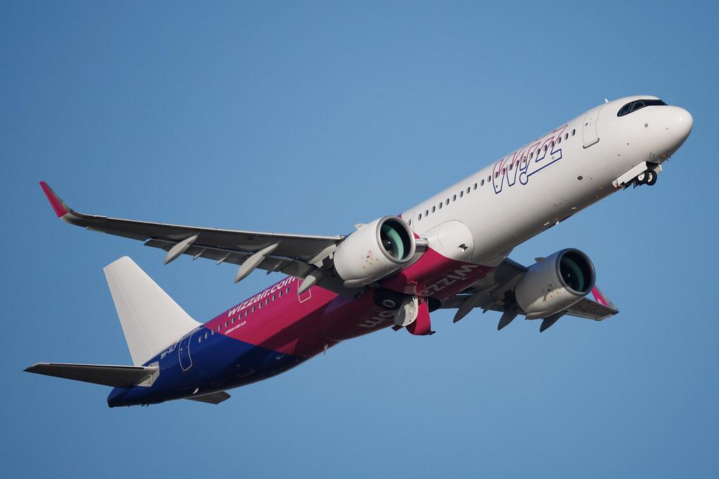 Rome Leonardo da Vinci Fiumicino Airport: Wizz Air (W6 / WZZ) | Operator: Wizz Air Malta | Airbus A321-271NY(XLR) A21N | 9H-XLF | MSN 12809